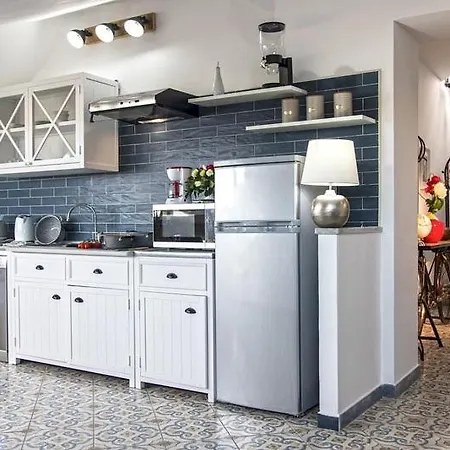 La Dimora, La Mansarda Sul Golfo Апартаменты Неаполь